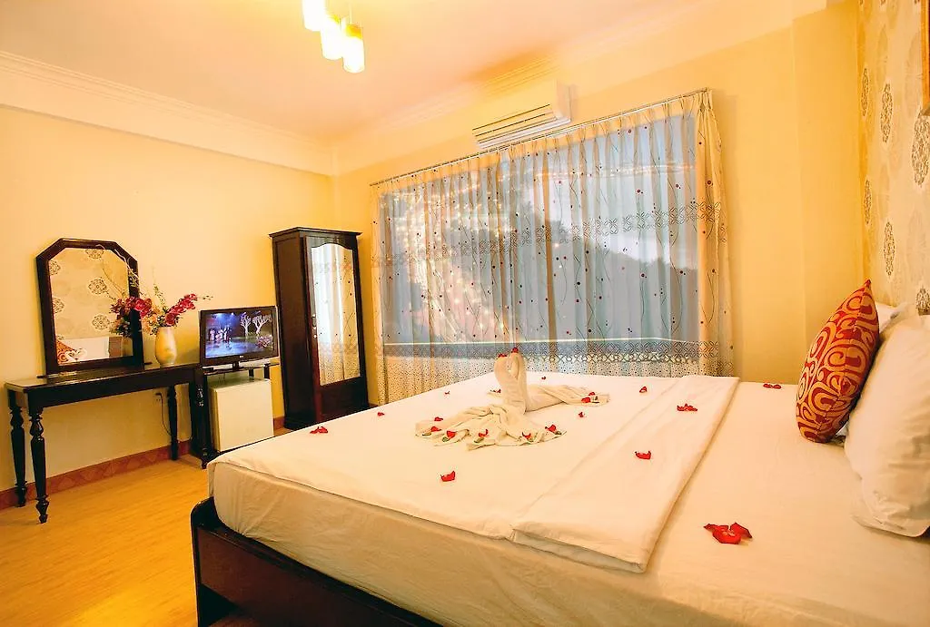 Galaxy 2 Hotel Nha Trang 3*,